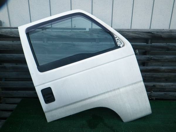 アクティ HA3 HA4 HH3 HH4 右 フロントドア 白 NH528