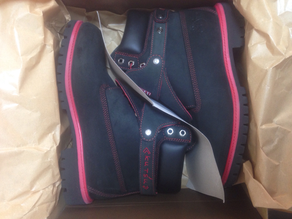 新品未使用 所ジョージ ティンバーランド ブーツ コラボ 世田谷