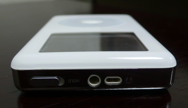 ipod第2世代、第3世代、第4世代モノクロ、カラー、第5世代×