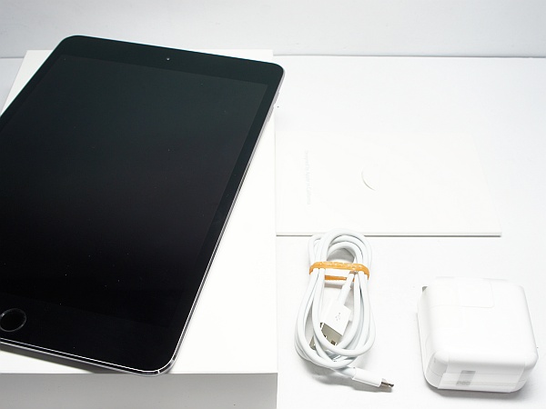 ○新品同様○iPad mini 4 Wi-Fi 64GB スペースグレイ○ 動作確認済