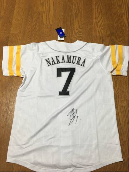 福岡ソフトバンクホークス中村晃選手直筆サインユニフォーム新品