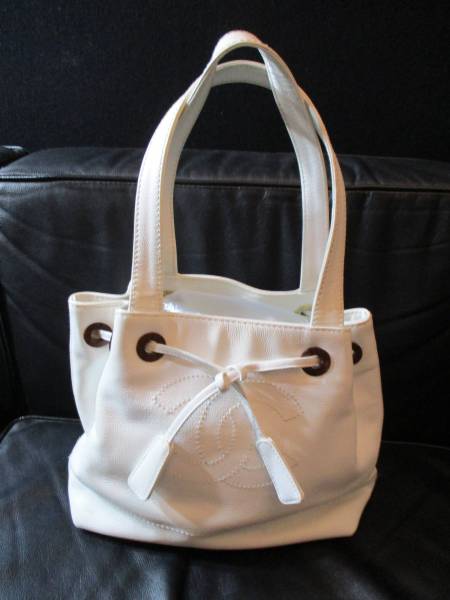 本物　シャネル　キャビアスキン　巾着型トート　1円～　美品