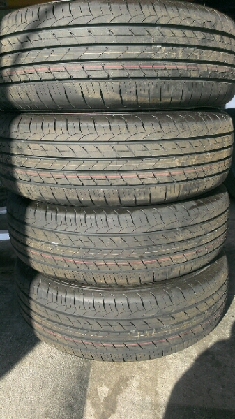 ★新車はずし★215/65R16トヨタ アルファードヴェルファイア☆