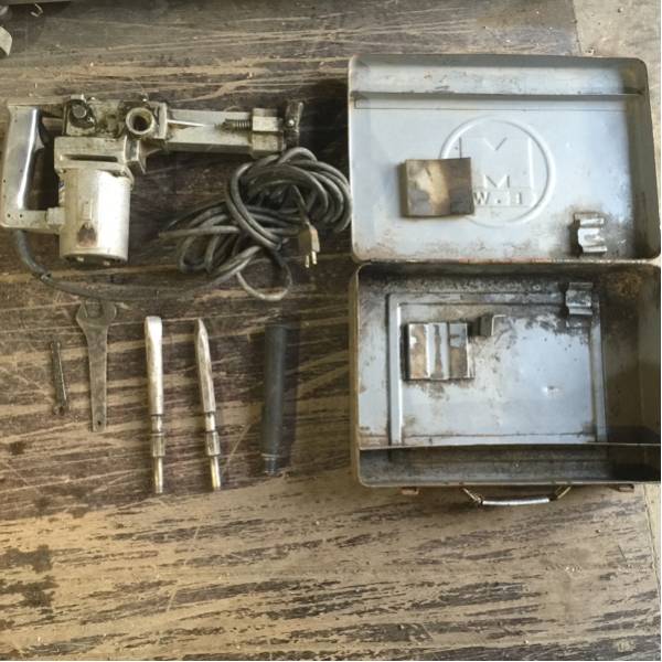 ☆マキタ☆電動ハンマ☆8500n☆箱付き☆削り機☆ピック付き☆