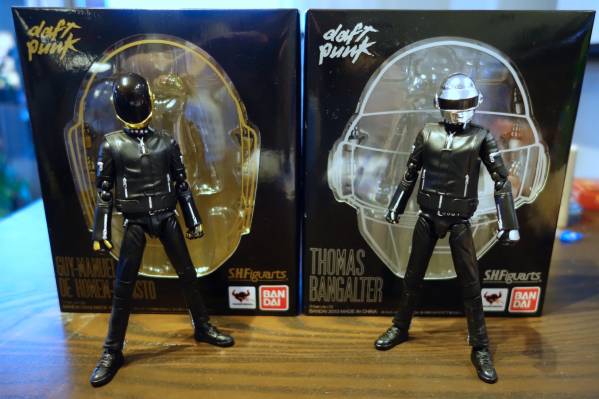 プレミア品【解散・廃番・激レア】daft punk フィギュア　2台セット DAFT PUNK ダフトパンクフィギュア 2体セット プレミア品【解散・廃番