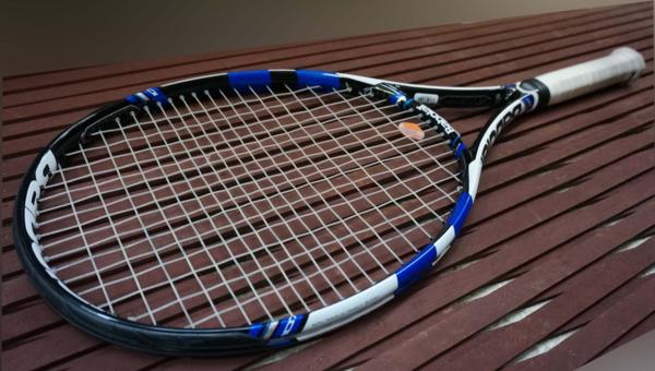 ○ Babolat バボラ テニス ラケット PURE DRIVE 107 中古