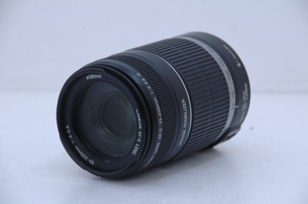 ★中古 CANON EF-S 55-250mm F4-5.6 IS [APS-C対応]