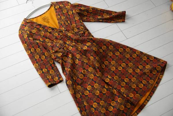 美品★パタゴニア　カシュクールワンピース S ★授乳服にも