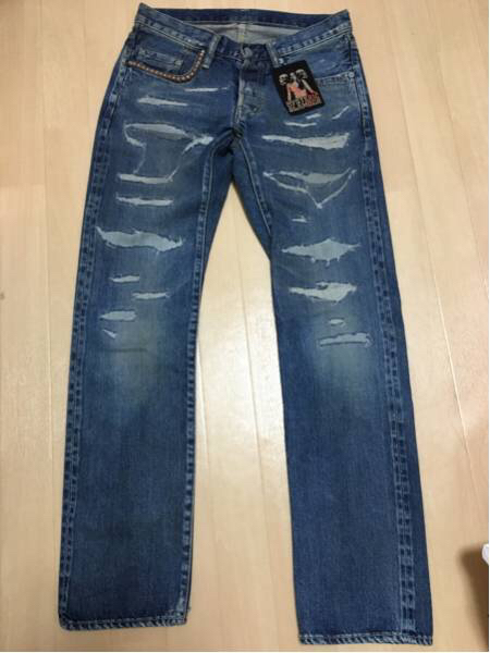 ヒステリックグラマー IPR加工デニム タグ付き ２８