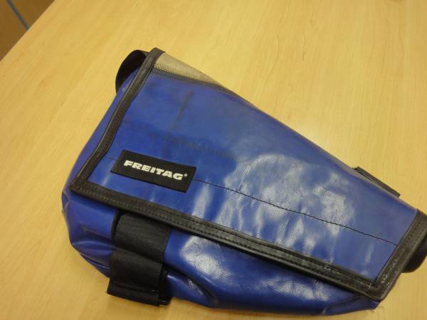 FREITAG 紫　ナイトライダー　廃盤　レア FREITAG F31 KNIGHT RIDER FREITAG 紫 ナイトライダー 廃盤 レア 紫×金