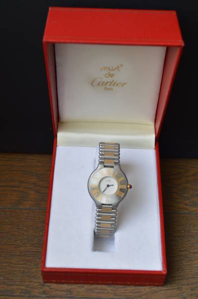 カルティエ　マスト２１　レディース　美品　中箱有　電池切れ