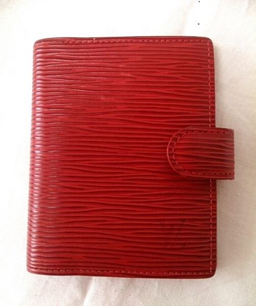 超美品! ルイヴィトン アジェンダミニ エピ赤 手帳カバー 定期も