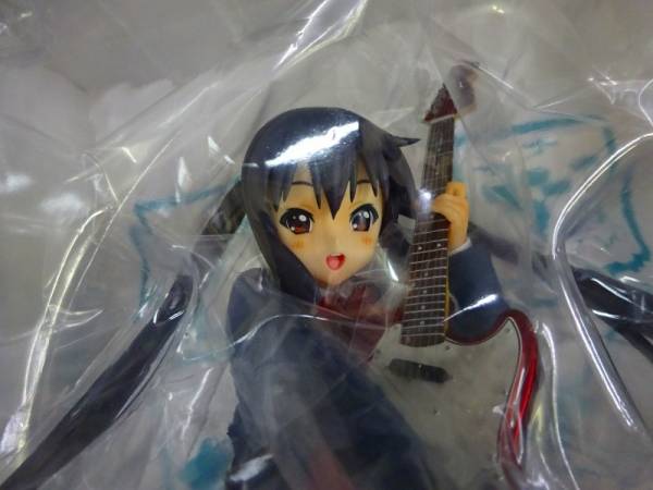 けいおん! 1⁄8 中野 梓 : アルター◇1/8 けいおん！ 中野 梓 フィギュア