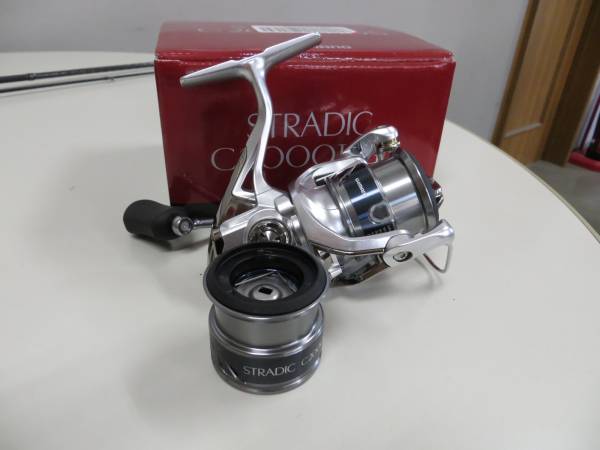 シマノ 15ストラディック C2000HGS 美品中古 15ストラ