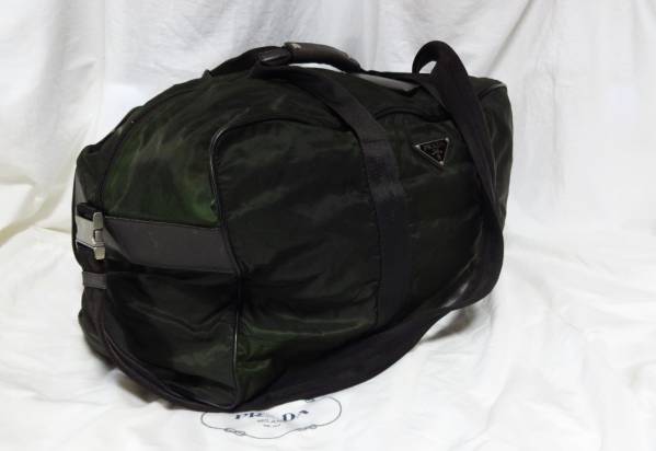 プラダ　2WAY大型(55cm)旅行バッグ鍵・保存袋付き