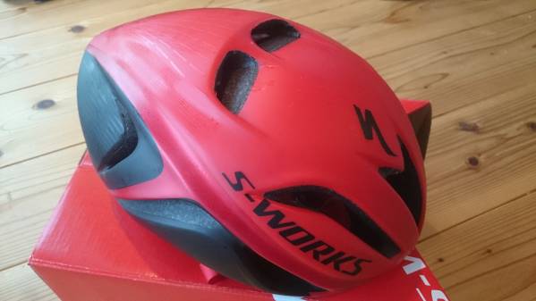 スペシャライズド EVADE 使用5回未満！