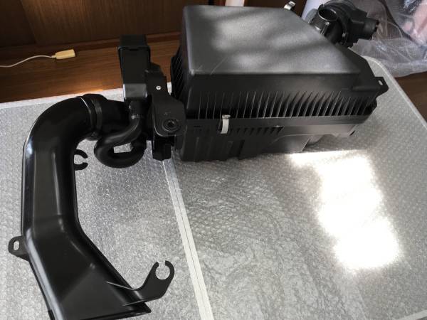 即決 NDロードスター純正エアクリーナーボックス エアクリBOX