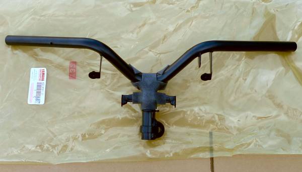 ヤマハ純正 シグナスX FI SE44J ハンドル 4C6-XF611-01 残1