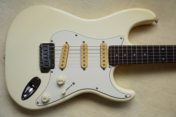 値下げました　Fender Japan STS-55R ショートスケールストラト Fender Japan STS-58 ショートスケール 【公式通販】