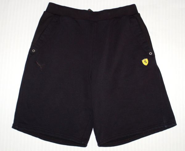 ★プーマ★フェラーリーferrariスウェット生地のショートパンツL