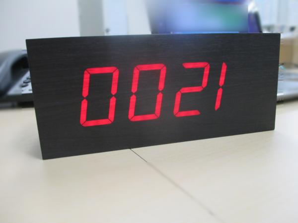 LED 置き時計 黒 木目 USB 全国一律送料 デジタル 温度 日付_2