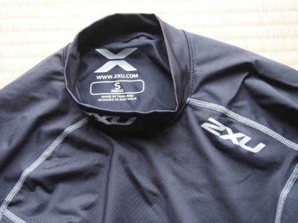 2XU メンズ コンプレッション　インナー　長袖シャツ　Sサイズ