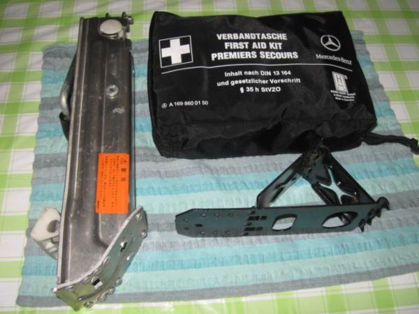 ベンツ車載アルミジャッキ 救急セット 車輪止め 未使用品 6