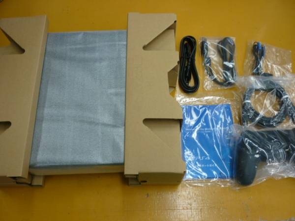 送料無料 プレステ4本体 PS4 CUH-1200BB01 新品 1TB ②