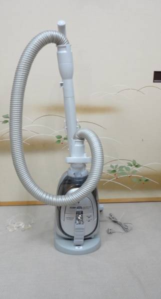 日立 充電式 コードレス たつまきサイクロン CV-XG20 掃除機 サイクロン ワイヤレス クリーナー スティック ハンディ