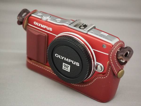 中古極上品】OLYMPUS PEN E-PM2 ボディ レッド（おまけ有） PEN E-PM2