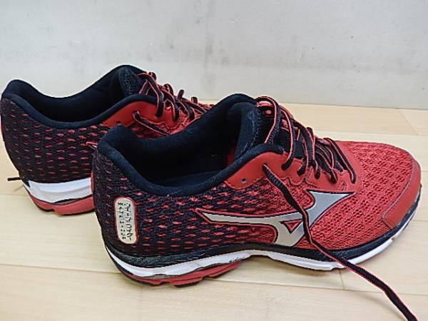 超美品です★MIZUNO running ウエーブライダー 18 SW