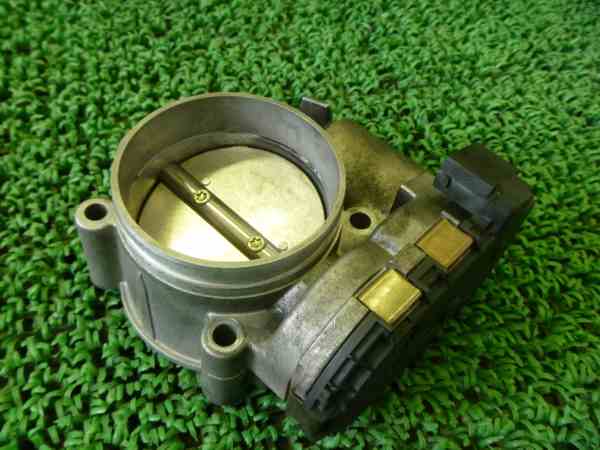 【330369】アルファ１５６ 2001年式 スロットルボデー