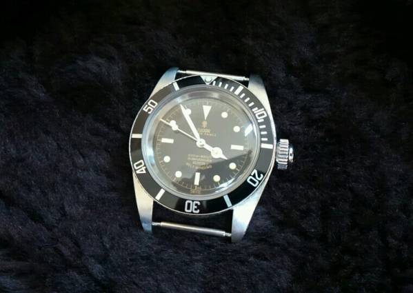 チュードル　サブマリーナ　ＢＩＧリューズ　アンティーク　