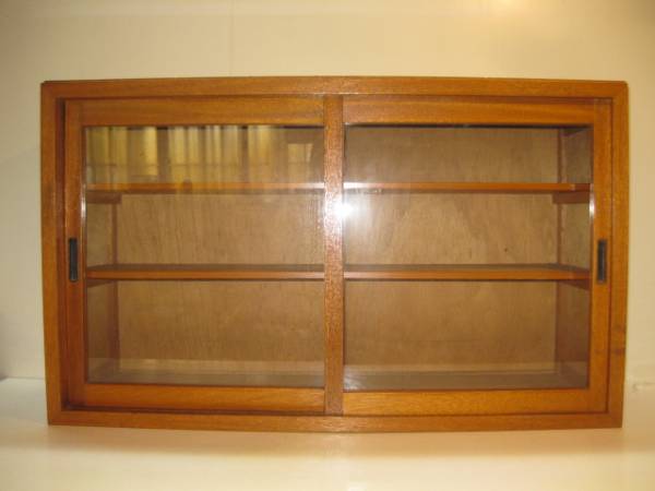 《アンティーク 木製のガラス戸棚》 レトロ インテリア 収納棚