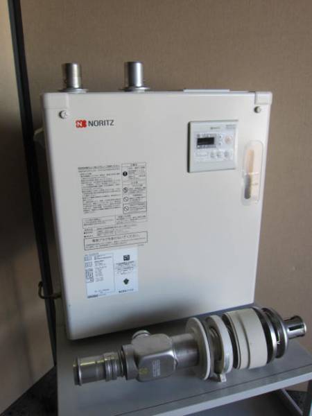 未使用 Rinnai ガス 給湯器 RUX-A2011W-E 都市ガス用 N1992804
