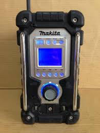 マキタ充電ラジオMRで108B新品