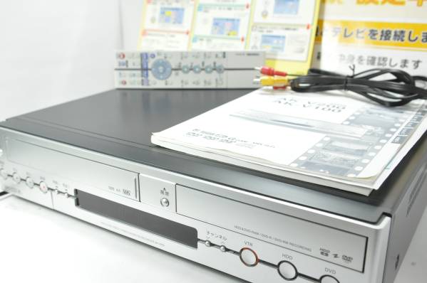 ★超絶美品★東芝 VHS⇔DVD⇔HDDダビングデッキ！取説リモ付