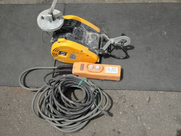 【動作OK】RYOBI☆リョービ 電動ウィンチ 小型 WI-61C 中古品☆