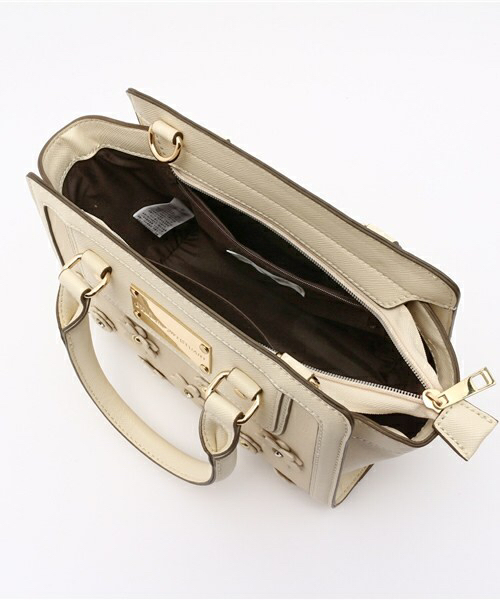 ジルバイ ジルスチュアート　3D FLOWER NEW BAG JILL by JILL STUART（ジルバイジルスチュアート）の「3D FLOWER NEW
