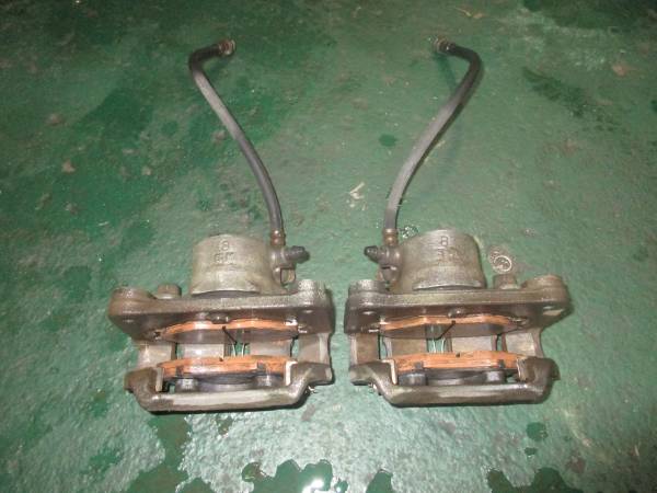 ロードスター（ＮＢ６Ｃ）フロントブレーキキャリパー左右！_3