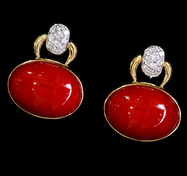 E3250 逸品血赤珊瑚11.0×15.0mm 絶品D0.20ct 最高級18金ピアス