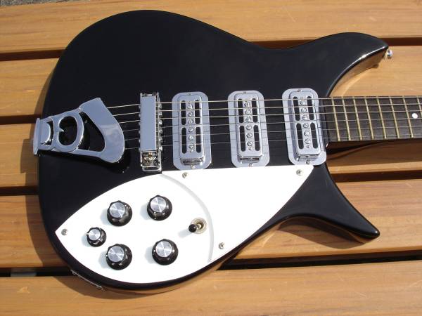 フェンダージャパンジャガー Sシリアル fender japan jaguar