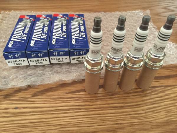 NGK イリジウムDFプラグ DF5B-11A 4本 フィールダー・ヴィッツ