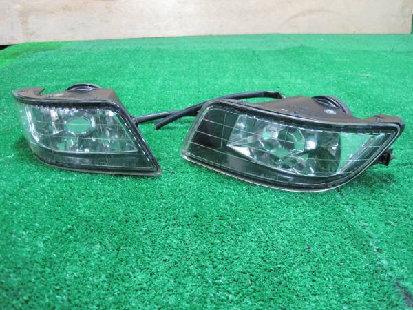 JZX100チェイサー　後期フォグランプ