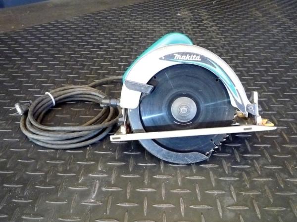 ★夏特価★マキタ 190mm 丸ノコ 5834BA