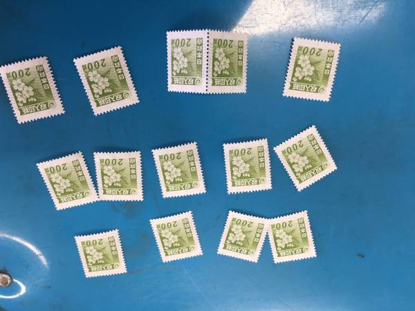 送料込！！収入印紙　２００円×14枚_1