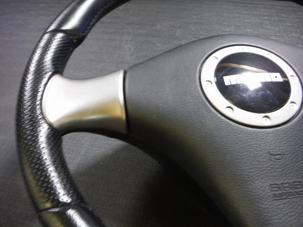 ■ダイハツ純正/MOMO　モモ レザーステアリング