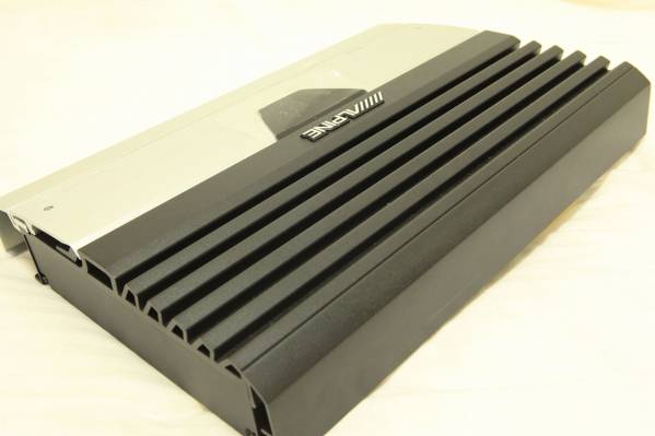 高音質アナログパワーアンプ　ALPINE MRV-F450