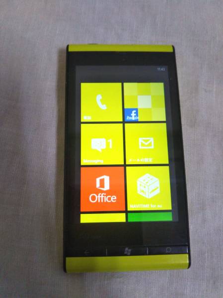 1円スタート!【美品】au Windows Phone IS12T シトラス 中古_1