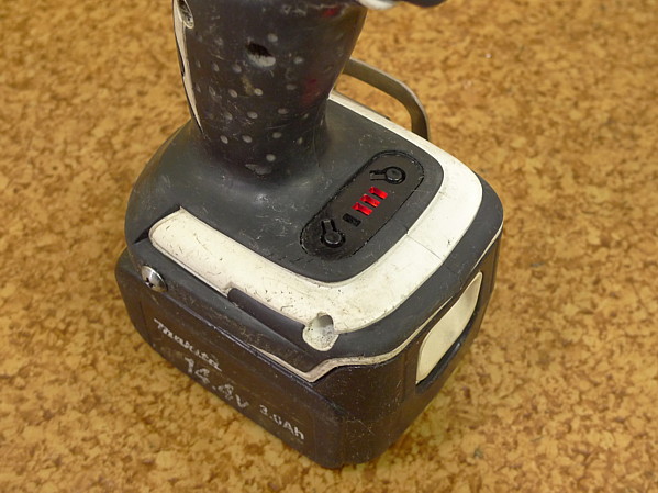 ☆［マキタ］充電14.4V インパクトドライバ TD133D(ジャンク品) makita 